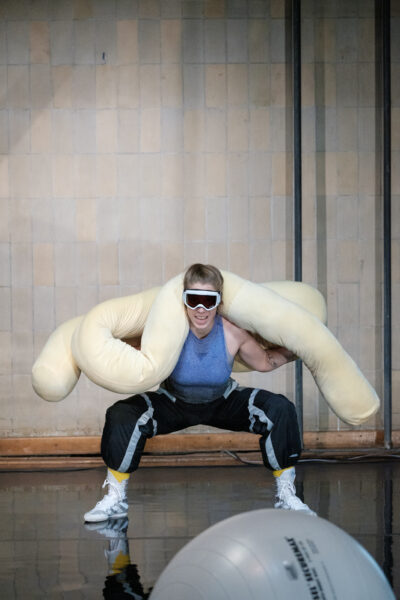 Sara Wendt & Antonia Bitter/ Faust im Nacken/ Costume & Stage